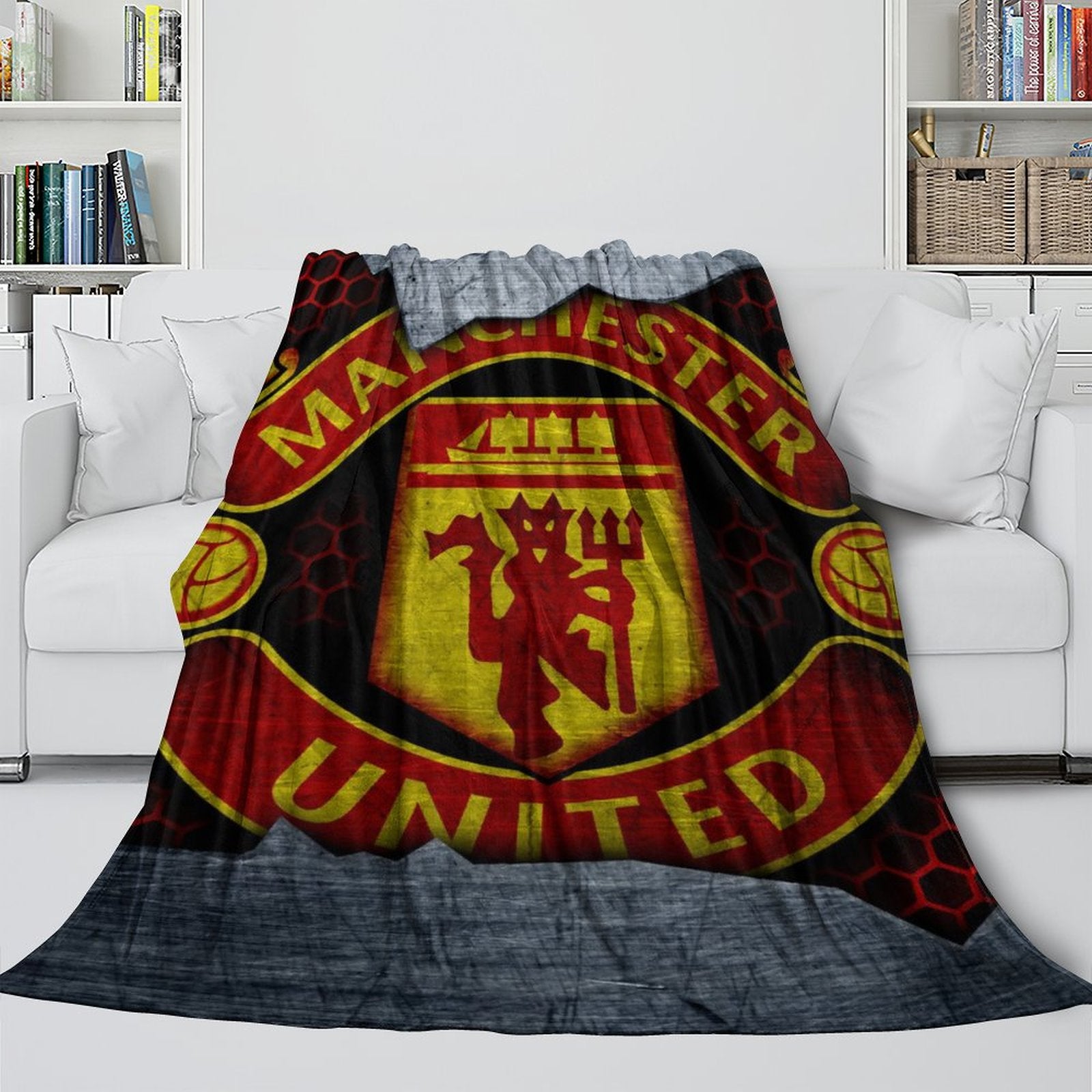 2024 NEW Manchester United Football Club Blanket Flannel Throw Room Decoration