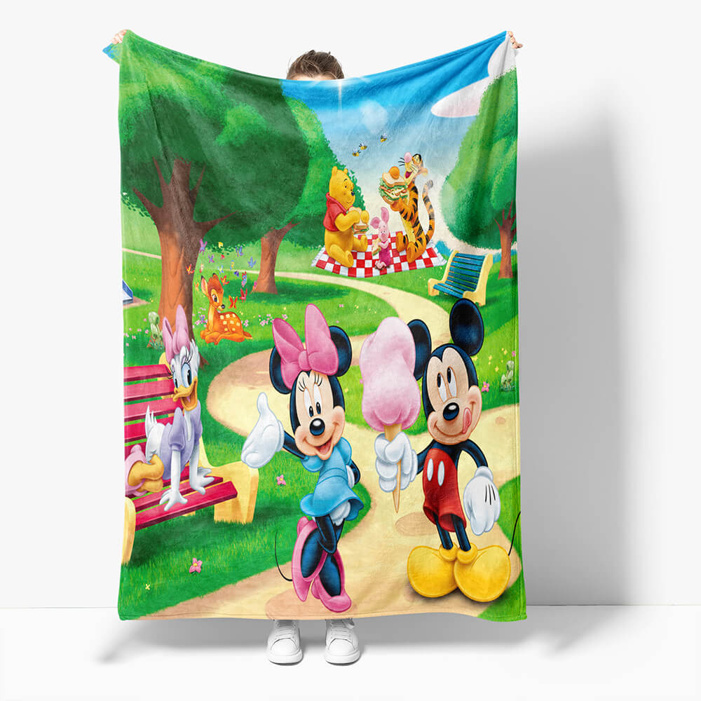 2024 NEW Mickey Mouse Minnie Mouse Flannel Fleece Throw Blanket