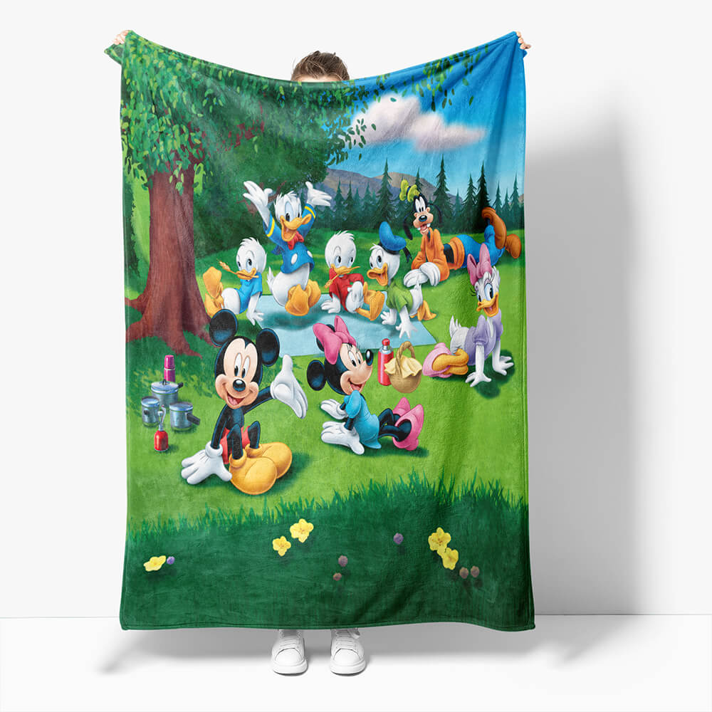 2024 NEW Mickey Mouse Minnie Mouse Flannel Fleece Throw Cosplay Blanket Set